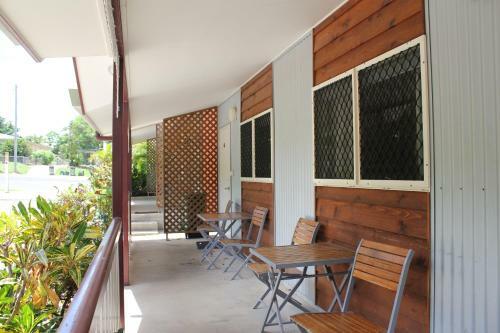 Cooktown Motel / Pams Place Hostel