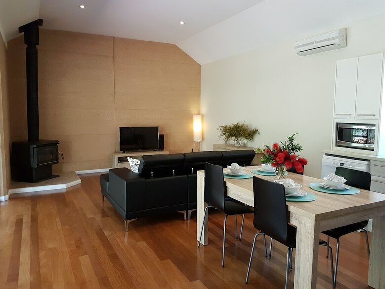 Cabana Jarrah Grove Forest Retreat - Adults Only