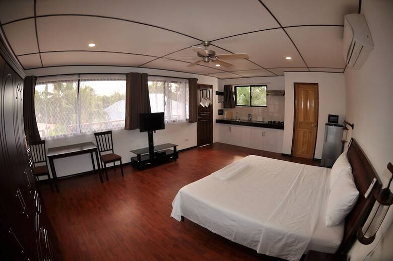 Hotel Parrot Resort Moalboal