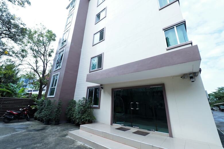 Hotel The Park Bangyai Residence
