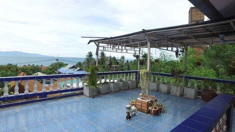 Hotel Tanyaporn House