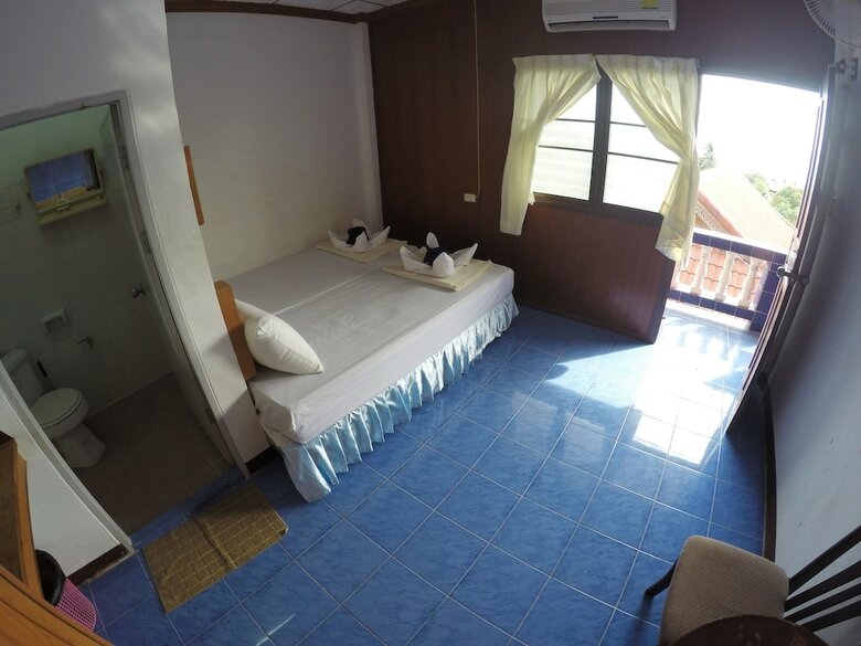 Hotel Tanyaporn House