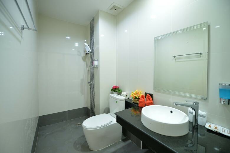 Hotel The Lucky Beach Ao Nang