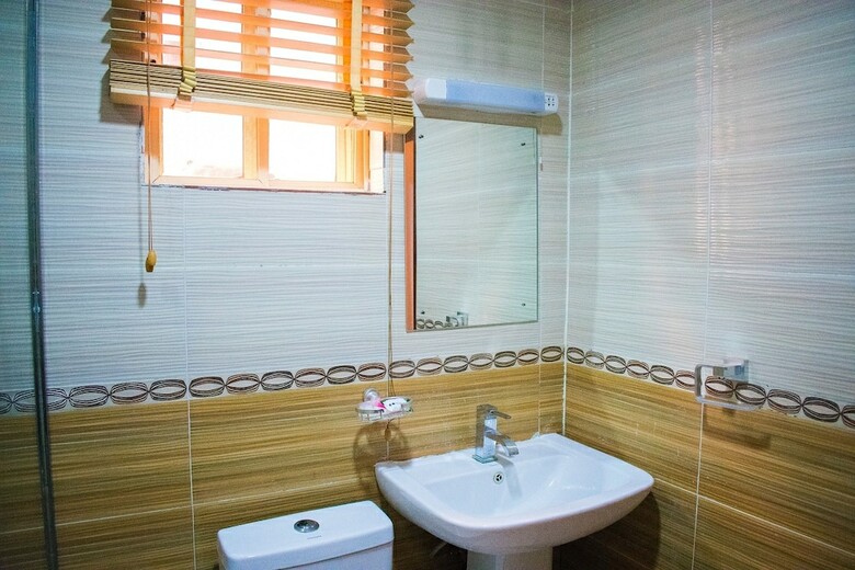 Maidaville Hotel And Suites