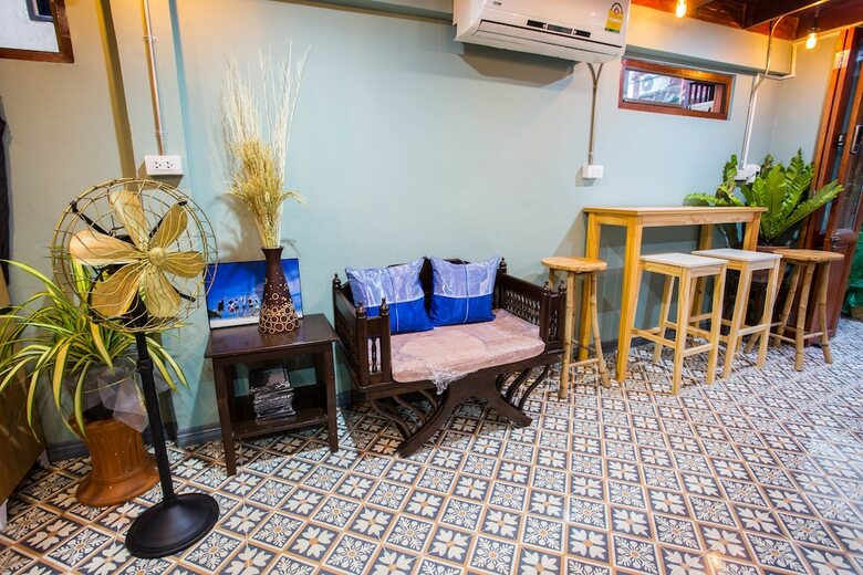 Hostal Baan Gaysorn Hostel