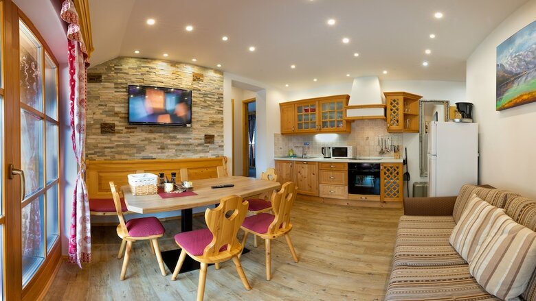 Villa Flora Apartments