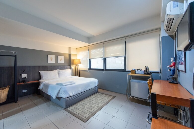 Hotel Escape At Sathorn Terrace