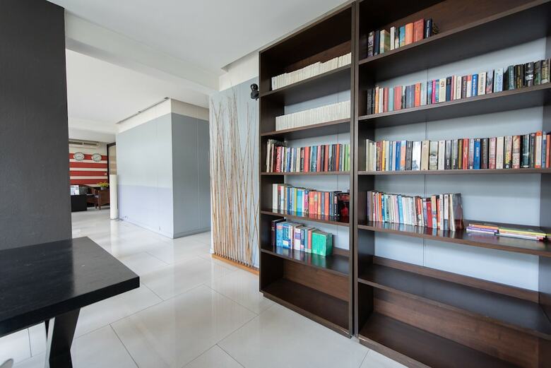 Hotel Escape At Sathorn Terrace