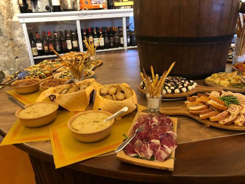 Agroturismo Antico Borgo La Commenda