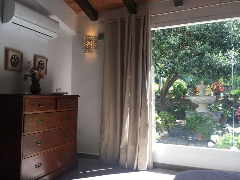 Agroturismo El Estanque Y El Almendro