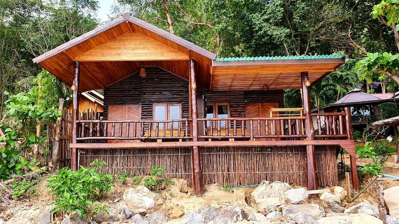 Hotel Koh Jum Ocean Beach Resort