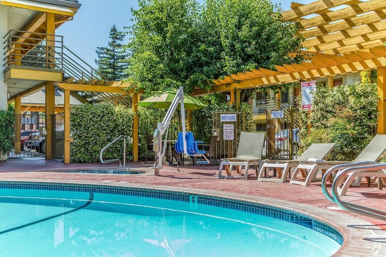 Hotel Comfort Inn Santa Cruz