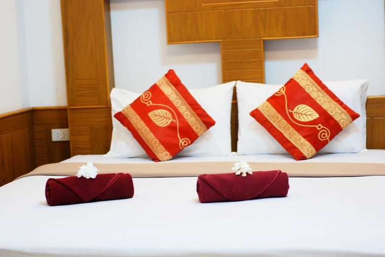 Hotel Lanta Nature Beach Resort