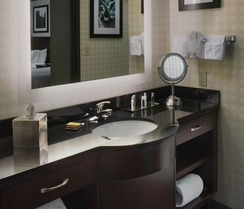 Hotel Doubletree Suites By Hilton Bentonville