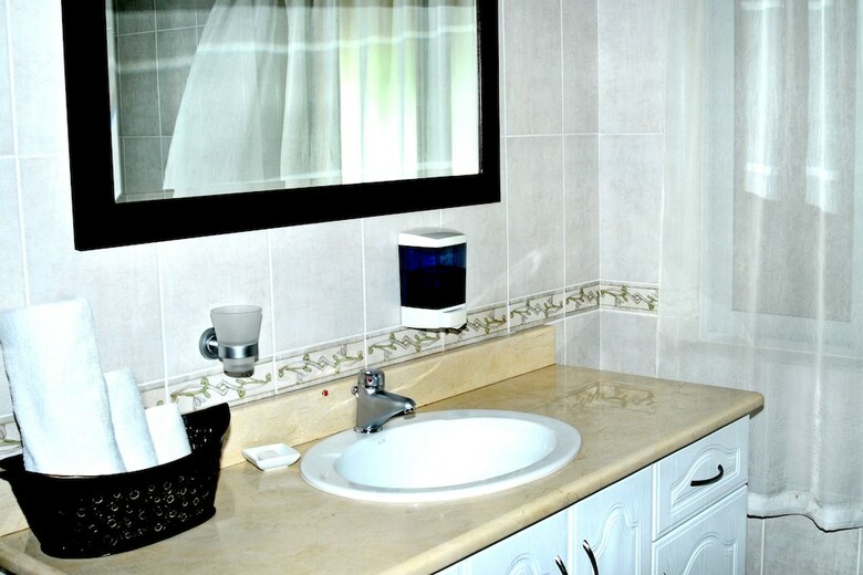 All Seasons Boutique Hotel