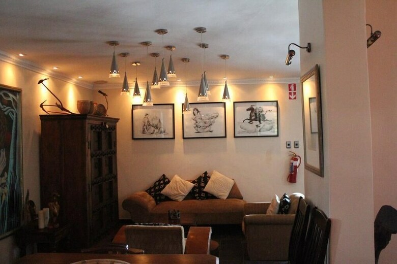 Hotel African Roots Guest House