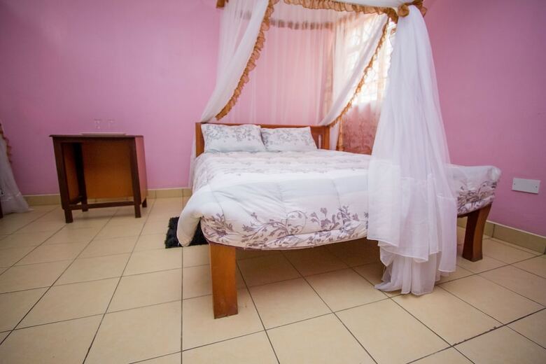 Winstonia Hotel