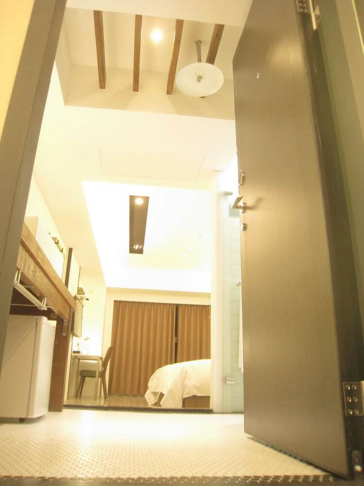 Formosa Boulevard Station Garden Hotel