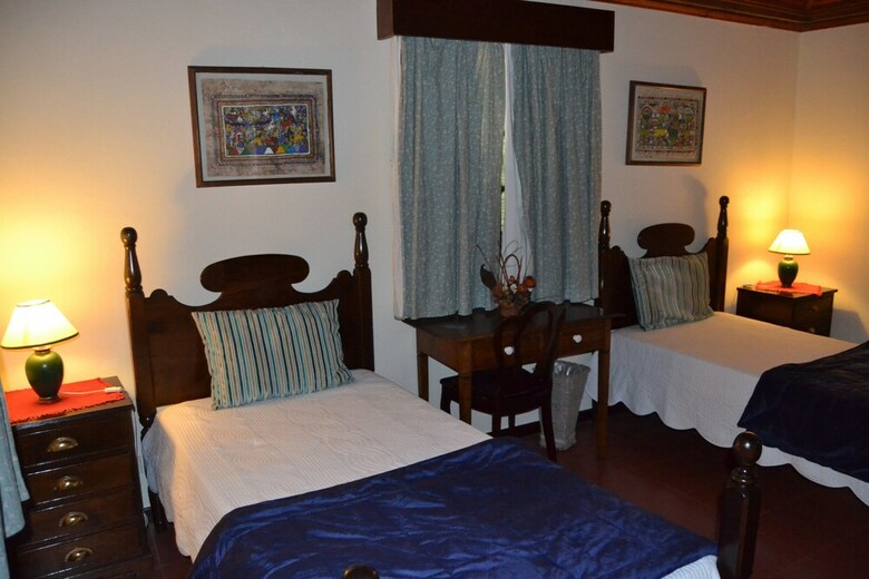 Apartamentos Casal S�o Jo�o Cottages
