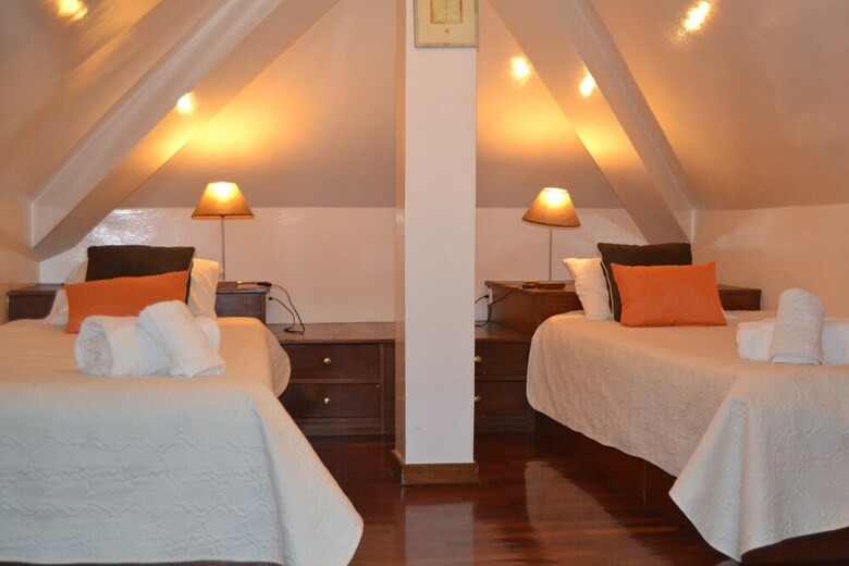 Apartamentos Casal S�o Jo�o Cottages