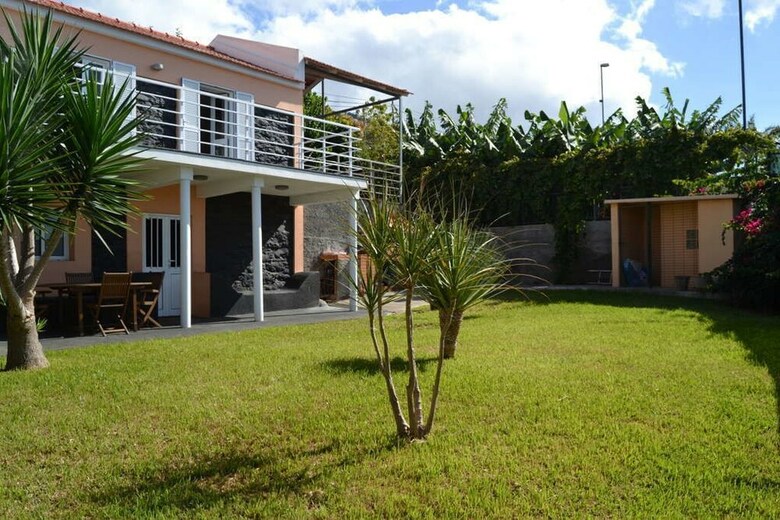 Apartamentos Casal S�o Jo�o Cottages