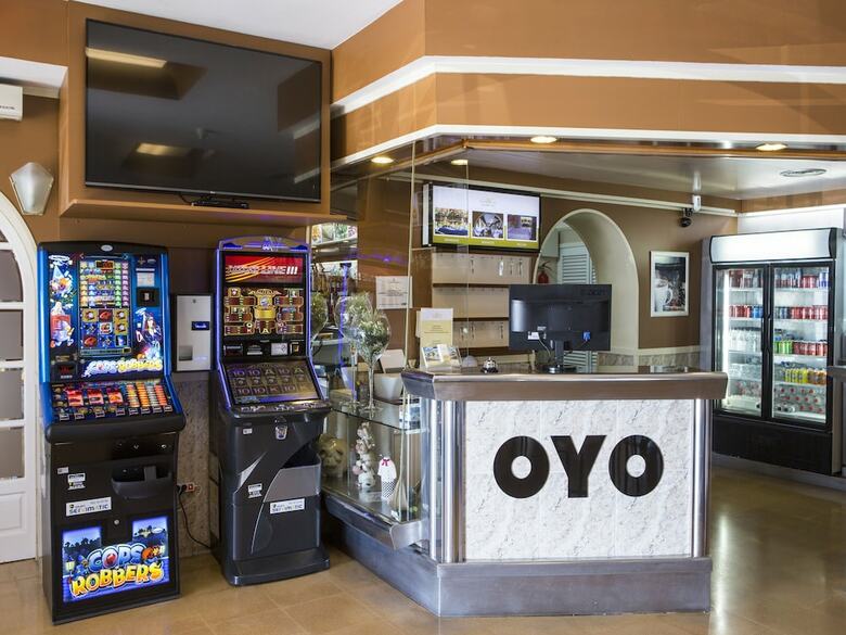 Pension Oyo Hostal Casa Feliu