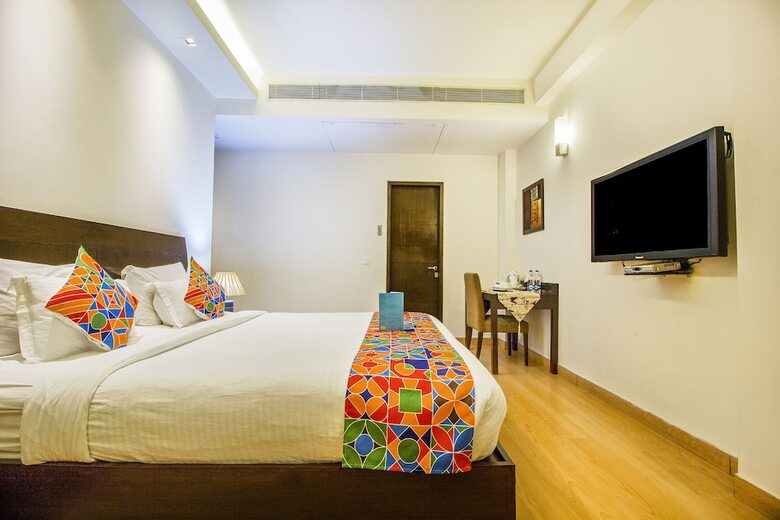 Fabhotel Cabana Gk1