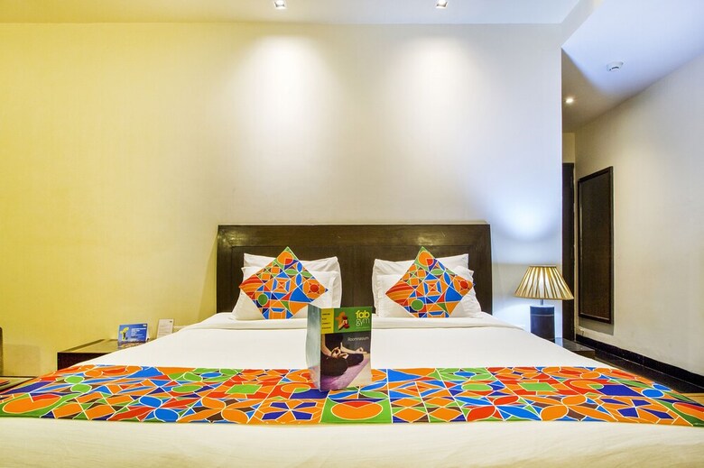 Fabhotel Cabana Gk1