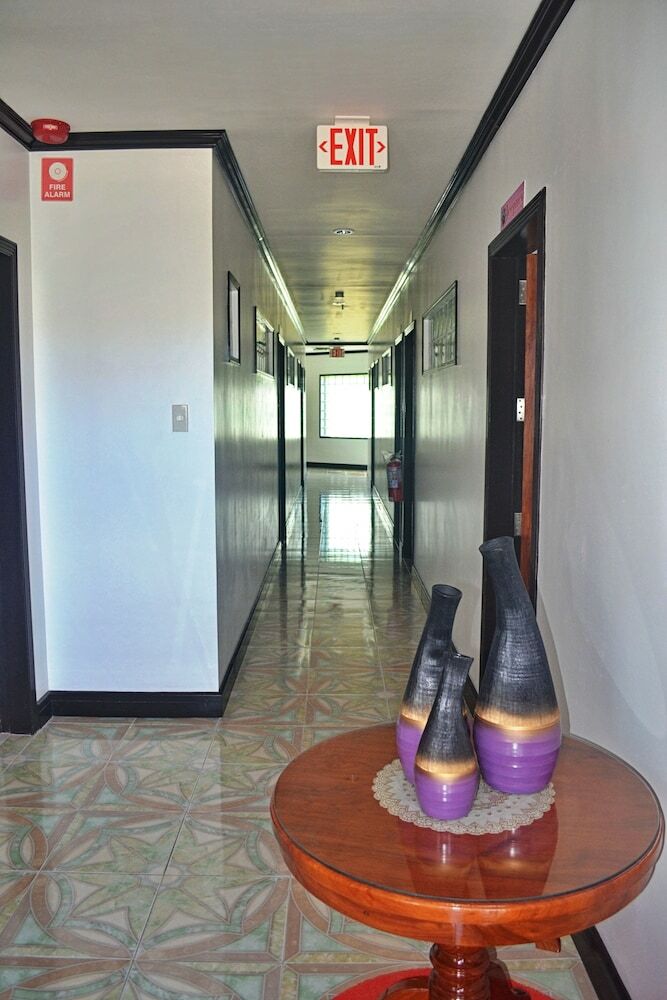 Hostal Mayon Backpackers Hostel