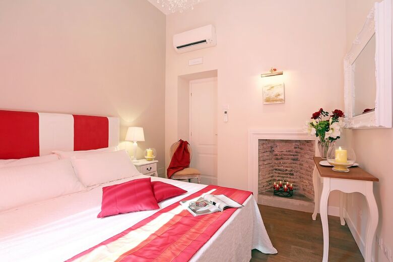 Hotel Spagna Art & Suites - Daplace Collection