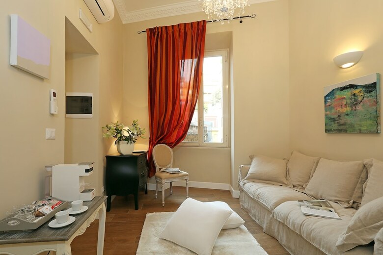 Hotel Spagna Art & Suites - Daplace Collection