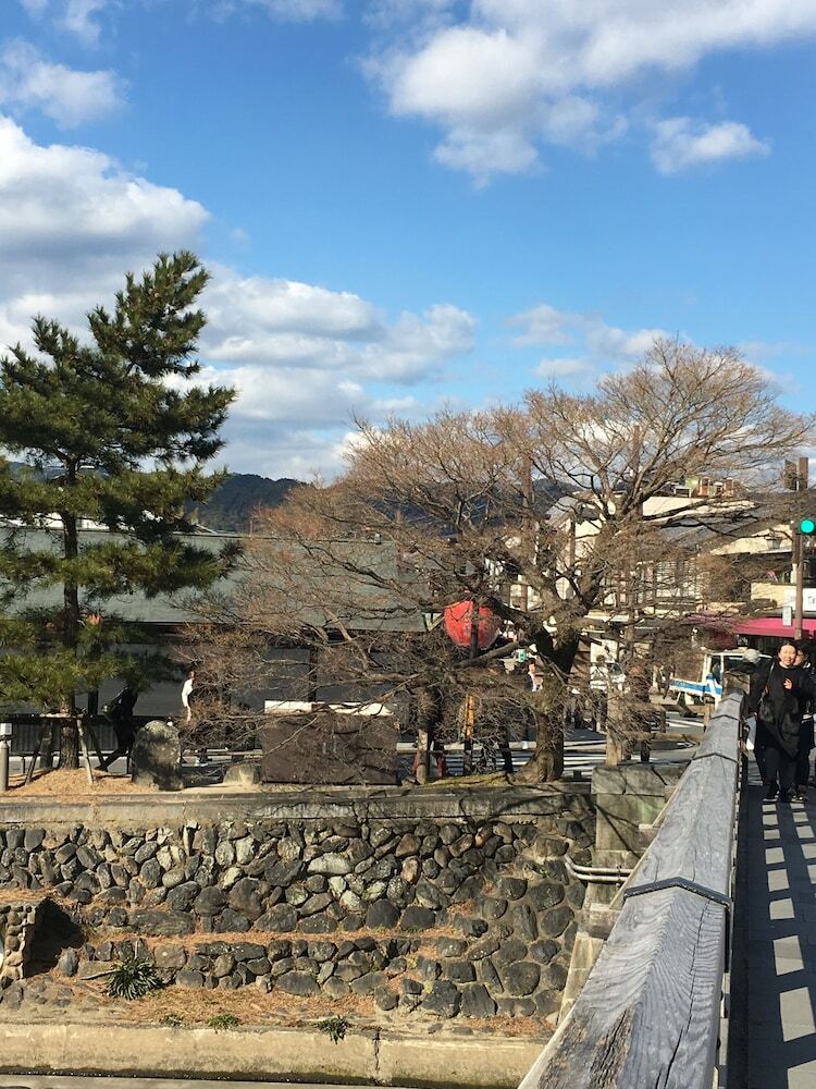 Hostal Tsubame-ya - Hostel