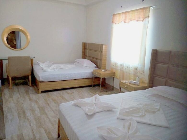 Meaco Hotel - Calbayog