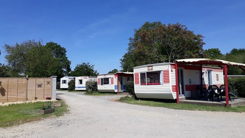 Les P'tites Maisons Dans La Prairie