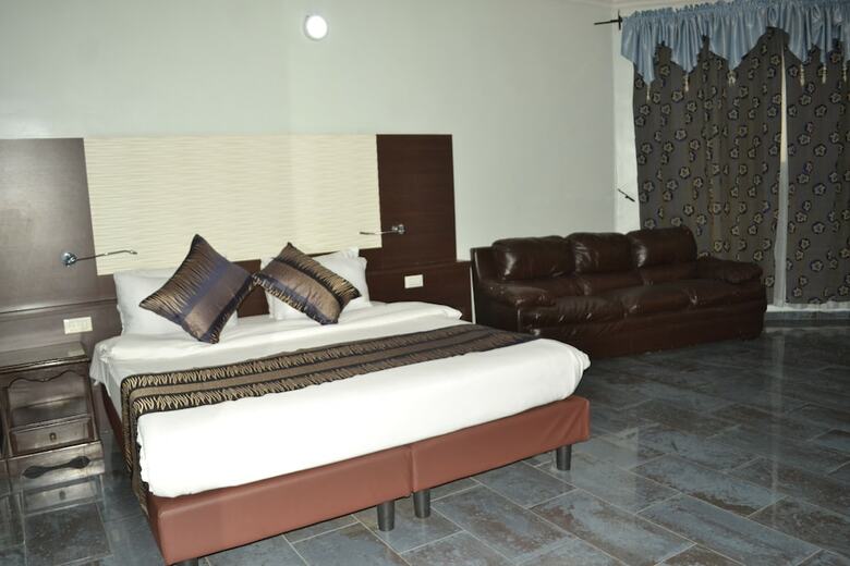 Chida Hotel International