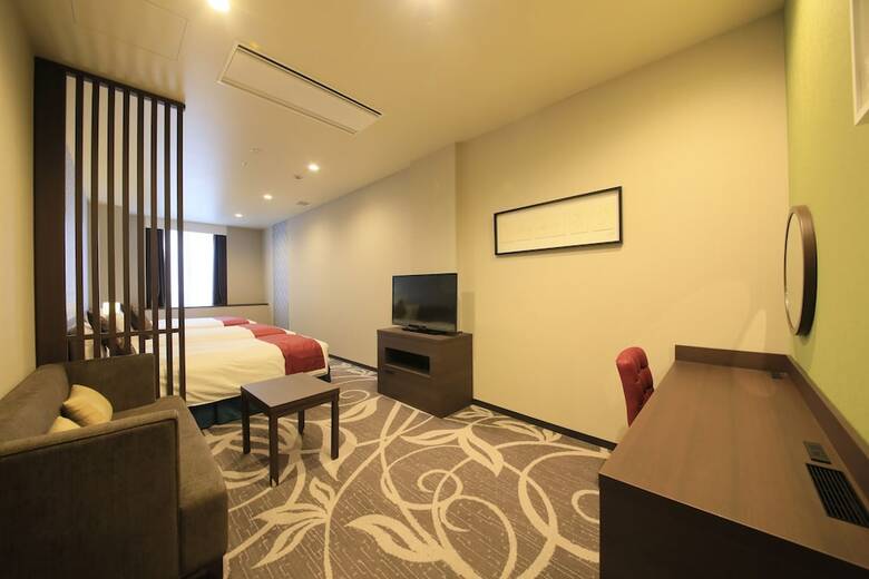 Quintessa Hotel Osaka Bay