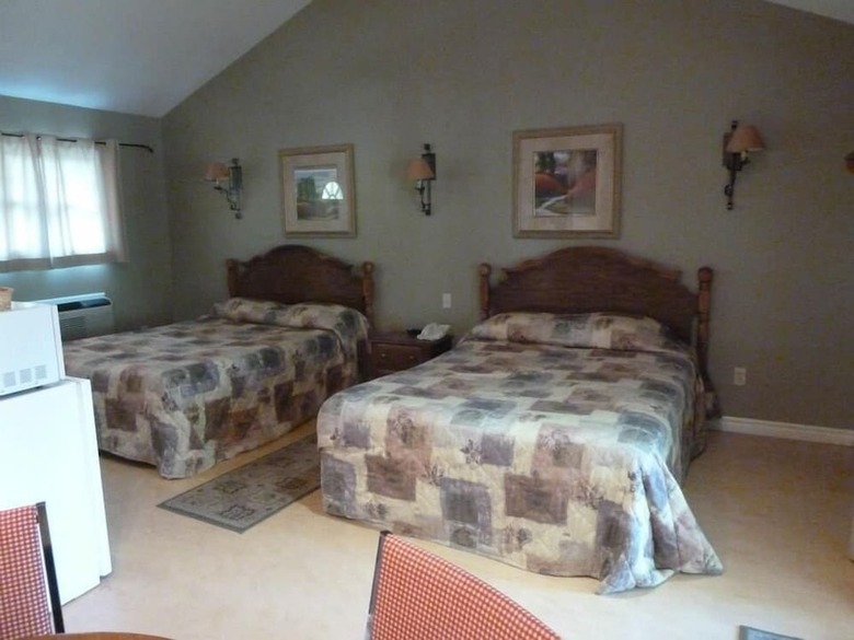 Motel The Burleigh Falls Inn & Suites