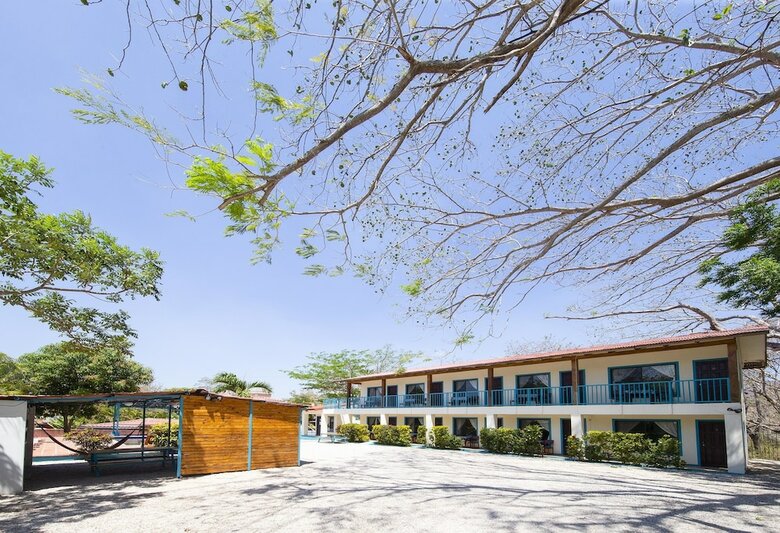 Hotel Cabinas Diversion Tropical