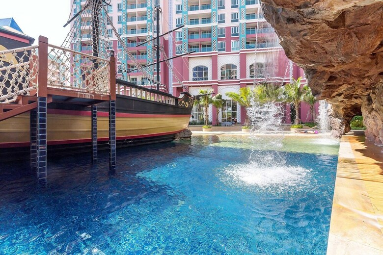 Grande Caribbean Resort By Favstay