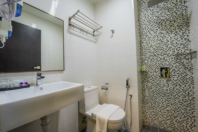 Inhotel Inanam Kota Kinabalu