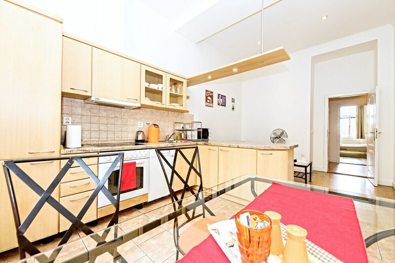 Chill Hill Apartments