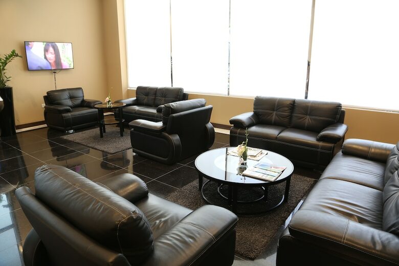 Belle Tower Luxury Hotel Apartments