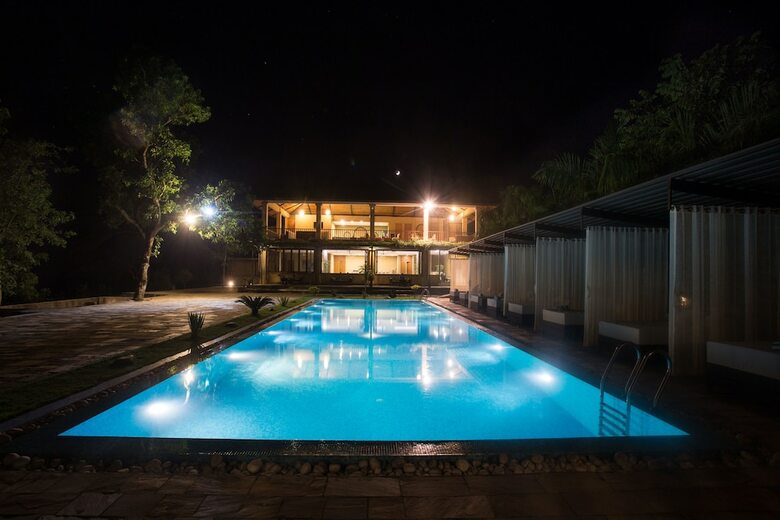 Hotel Kasara Resort - Chitwan National Park