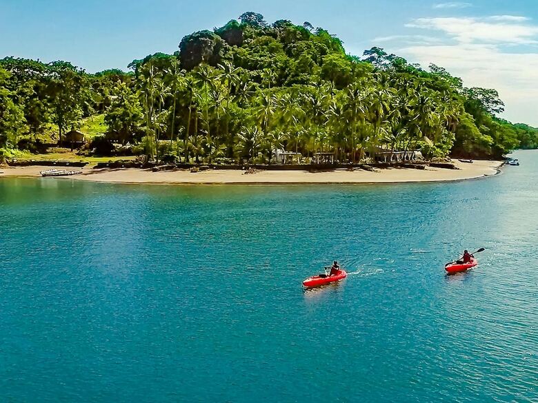 Isla Chiquita Glamping Hotel
