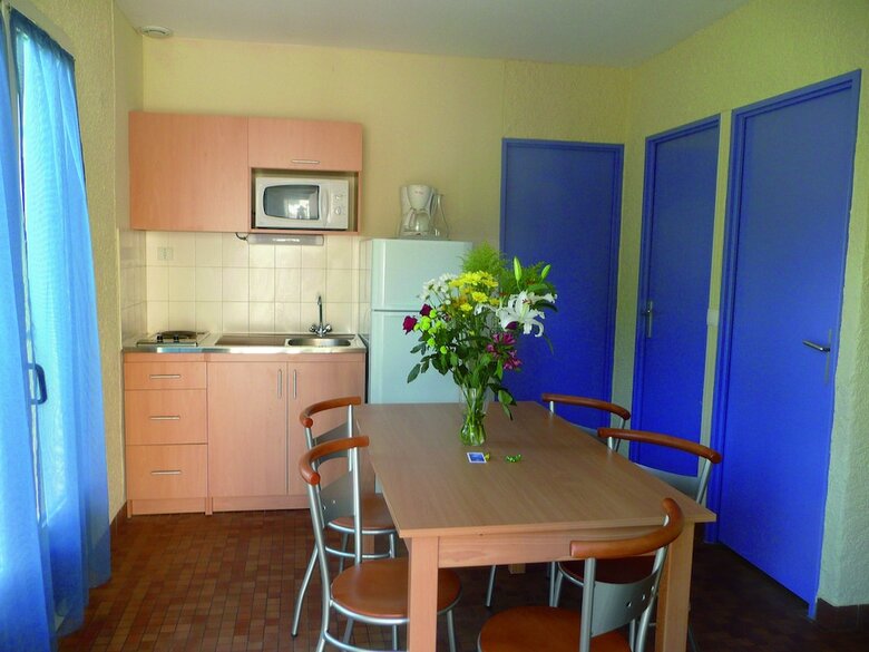Village De Vacances Le S�n�quet