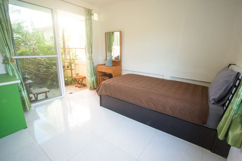 Hostal Nu Phuket Airport Residence