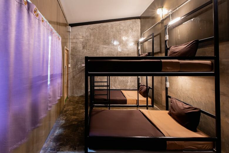 Hostal The Alley Hostel & Bistro