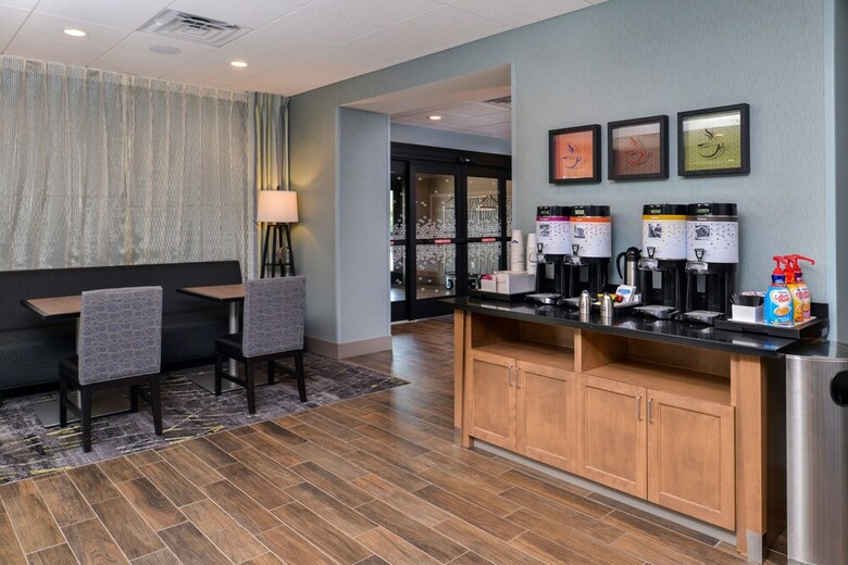Hotel Hampton Inn Omaha Airport