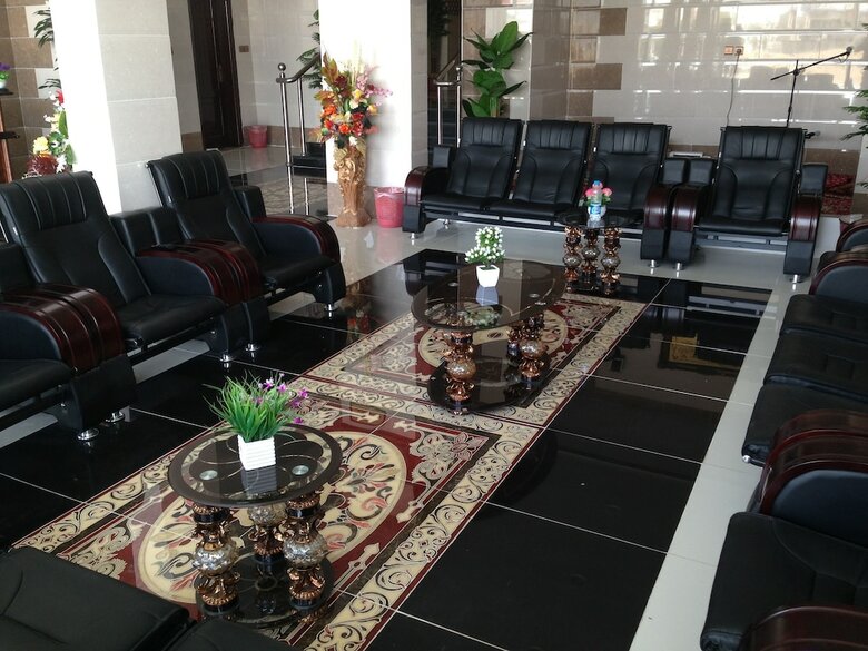 Al Eairy Furnished Apartments Tabuk 2