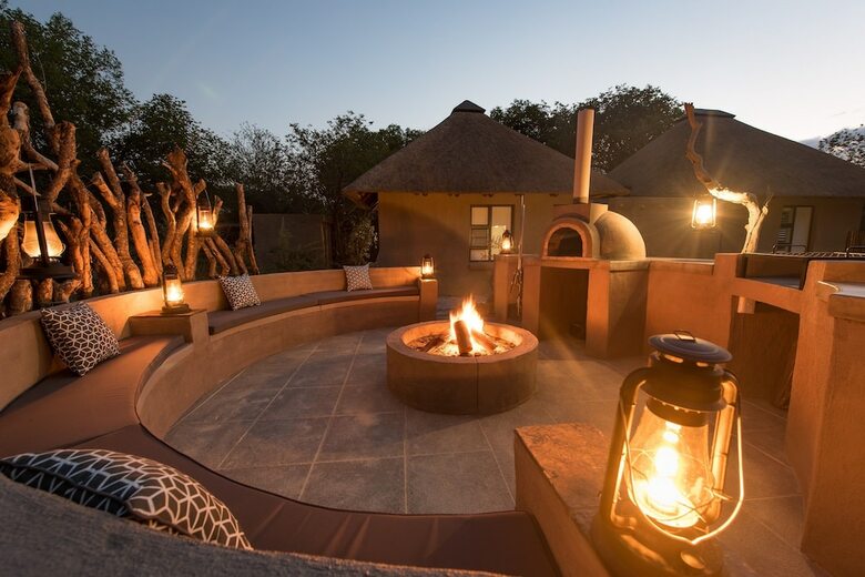 Bed & Breakfast Bushbaby River Lodge